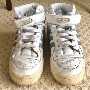 Adidas Retro White Athletic Shoes - Size 7.5